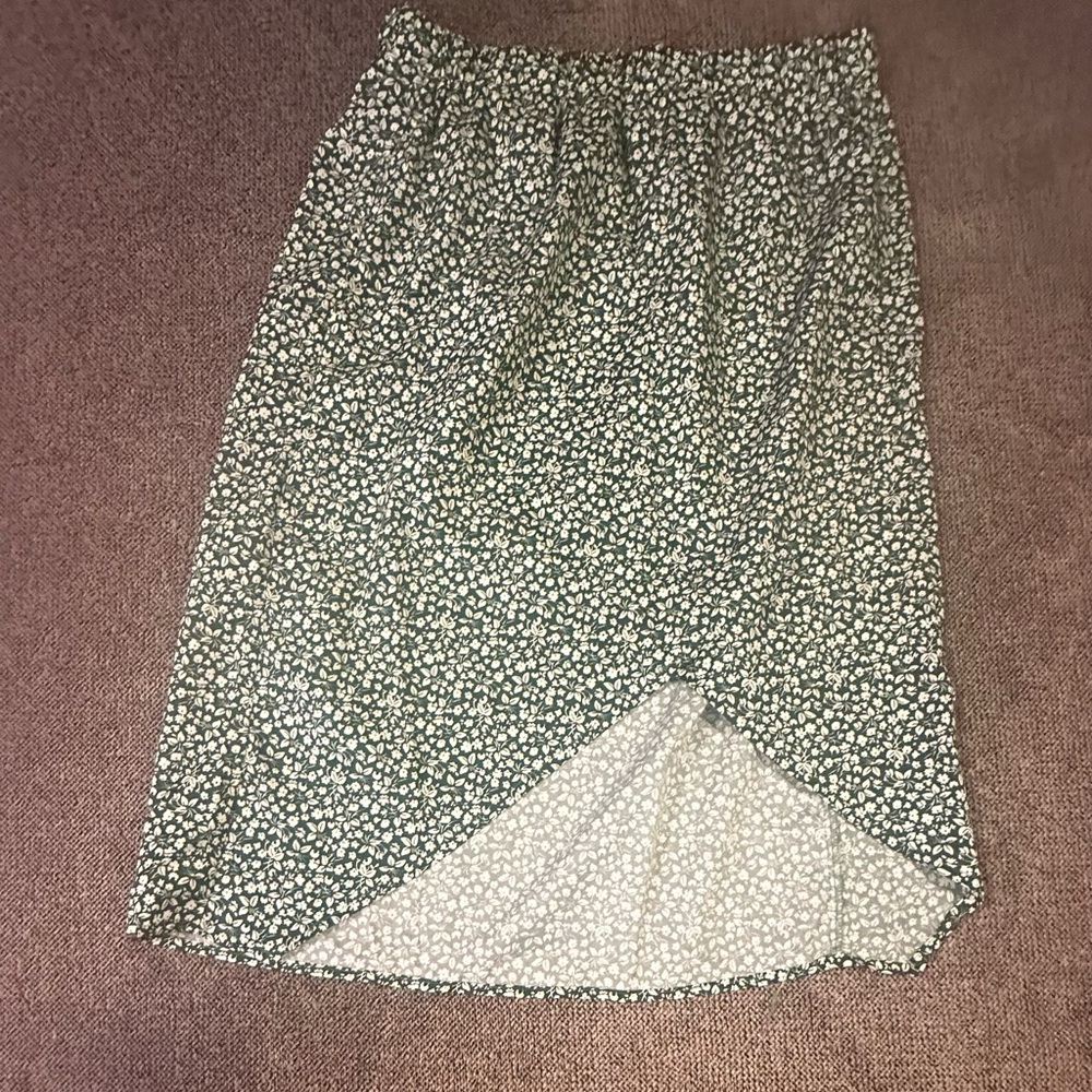 Shein green and white floral high- low skirt.